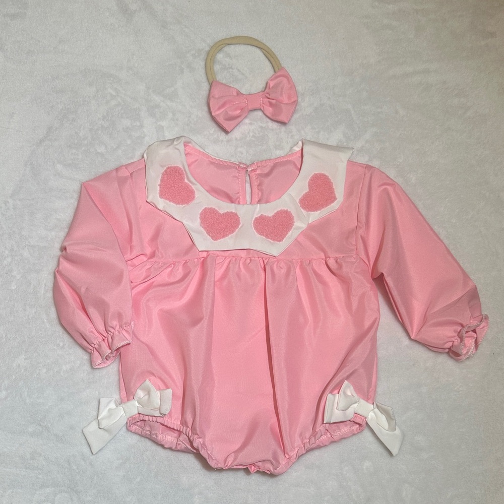 NEW pink long sleeve bubble romper with scallop heart collar & bow 12/18m